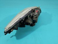 Reflektor prawy lampa przód Toyota Yaris II EUROPA