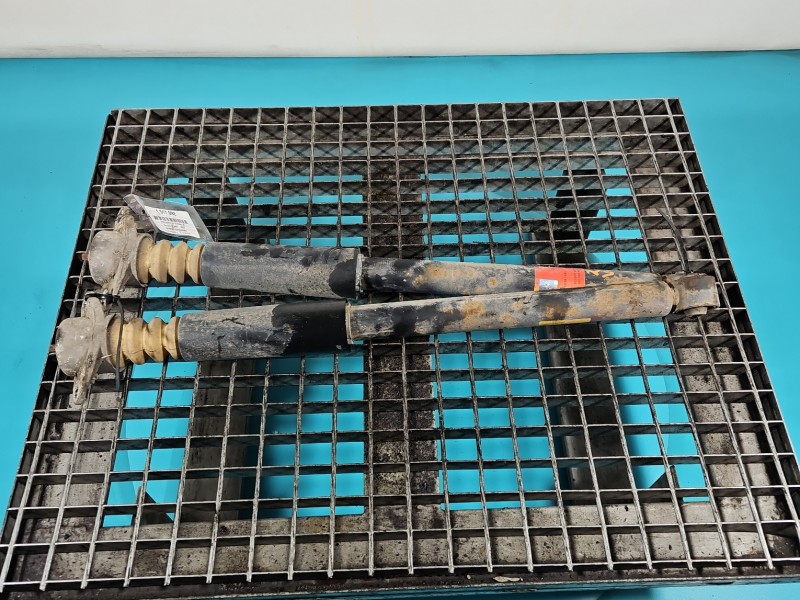 Amortyzator tył komplet tylny lewy prawy Vw Golf IV L+P