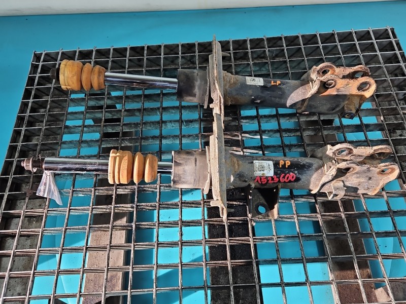 Amortyzator przód komplet lewy prawy Hyundai I30 II 12-16 L+P