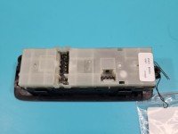 Przełącznik szyb Nissan Qashqai I J10 06-13 EU