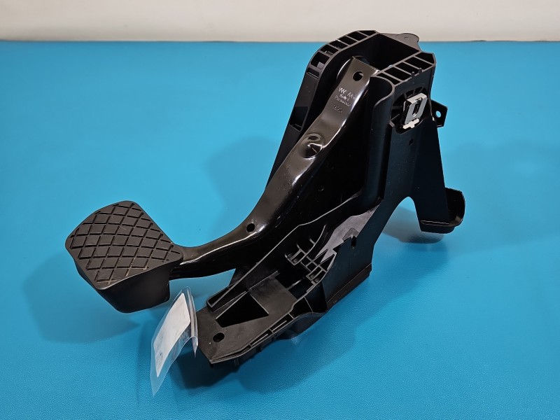 Pedał pedały Skoda Octavia IV hamulca sprzęgła