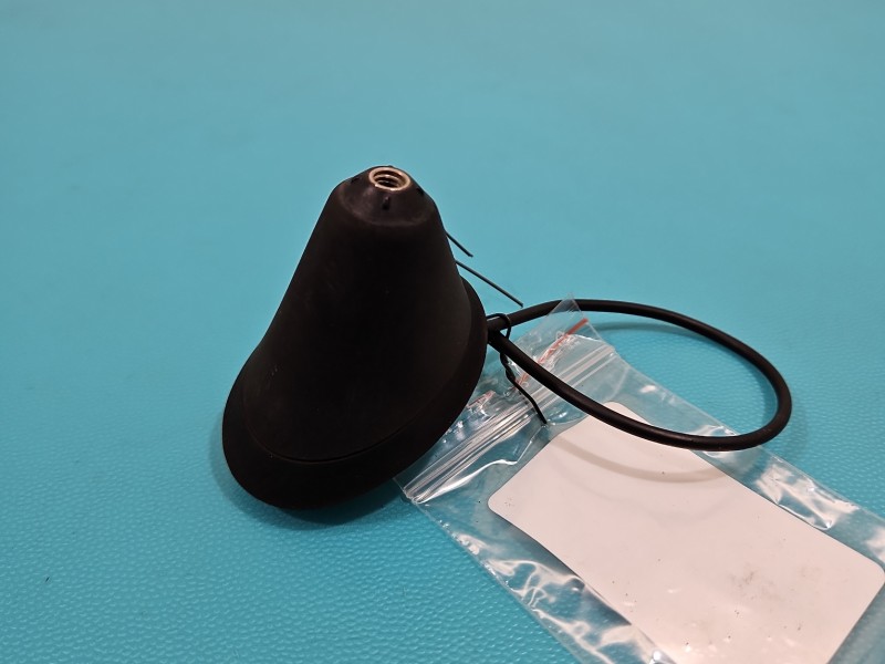 Antena Skoda Yeti 6R0035501