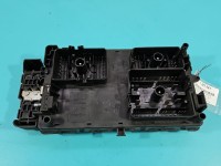 Skrzynka bezpieczników Opel Insignia A 13275882