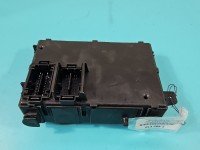 Skrzynka bezpieczników Opel Meriva B 13349932