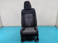 Fotel prawy przód pasażera Toyota Auris II 5d EUROPA