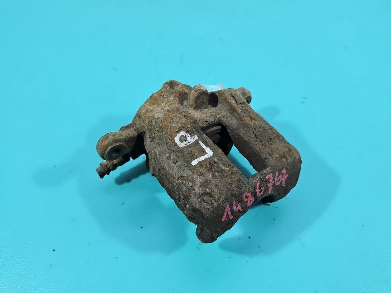 Zacisk przód lewy Mercedes W169 1.5b