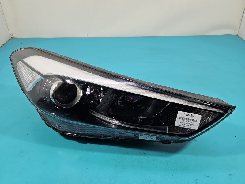 Reflektor prawy lampa przód Hyundai Tucson III 15-20 EUROPA