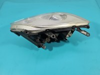 Reflektor prawy lampa przód Toyota Avensis II T25 EUROPA