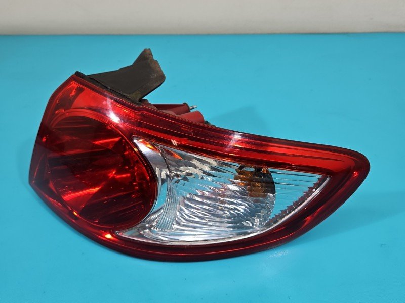 Lampa tył prawa Hyundai Santa Fe II 06-12 HB Lampa tył prawa Hyundai Santa Fe II 06-12 HB