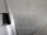 Tapicerka drzwi przód prawa boczek pasażera Alfa romeo Stelvio 156197061