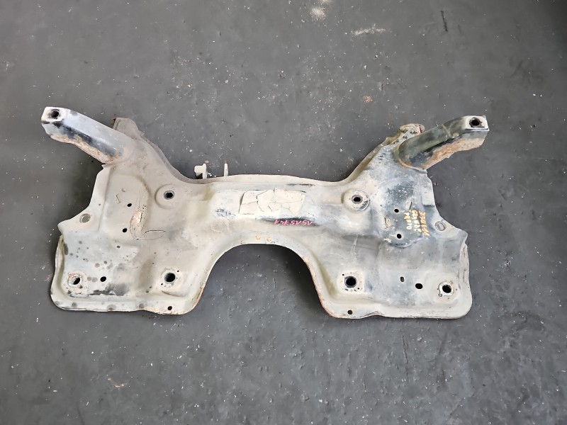 WÓZEK KOŁYSKA TRAWERS Sanki Belka silnika Fiat Grande Punto 1.2 8v WÓZEK KOŁYSKA TRAWERS Sanki Belka silnika Fiat Grande Punto 1.2 8v