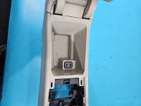 Podłokietnik TUNEL Opel Insignia B 551186240 EUROPA