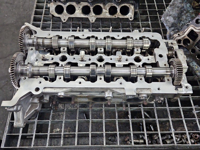Głowica Lancia Thema II 11-14 90352073F 3.0 CRD Głowica Lancia Thema II 11-14 90352073F 3.0 CRD