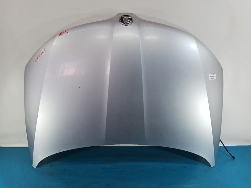 Maska przednia Skoda Rapid LA7W