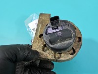 Pompka obiegu wody pompa Opel Astra V K 1.5 cdti (LXD) 39215986