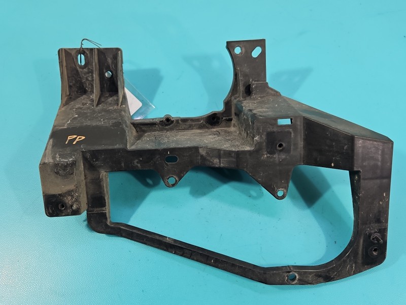 Mocowanie uchwyt Suzuki Vitara II 2015-