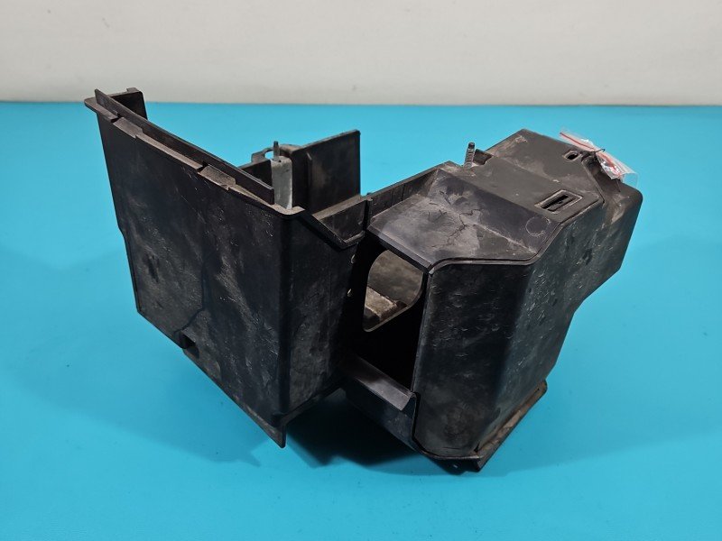 Obudowa akumulatora podstawa Volvo V50 S40 II 3M51-10723-AD 1.6 16v Obudowa akumulatora podstawa Volvo V50 S40 II 3M51-10723-AD 1.6 16v