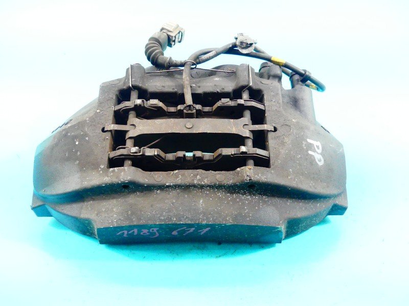 Zacisk przód prawy LEXUS LS IV 06-12 5.0 V8