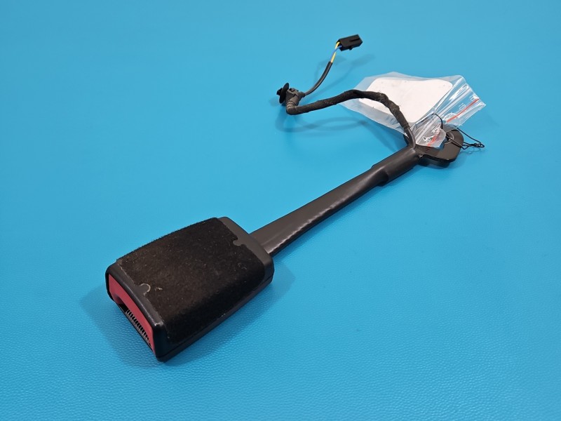 Pas bezpieczeństwa przód lewy kierowcy Skoda Octavia III 5G3857755B EU