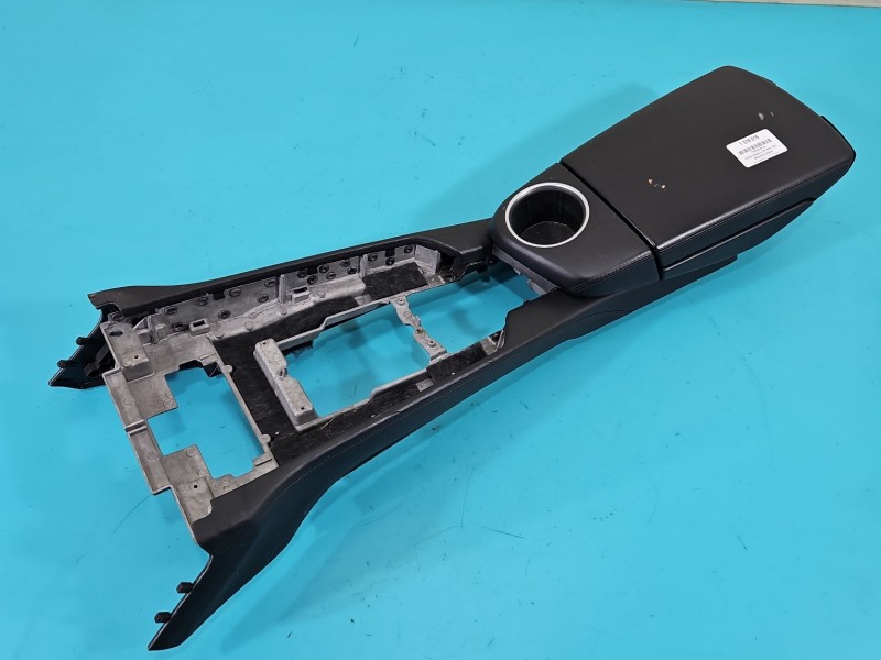 Podłokietnik TUNEL Porsche Panamera I 970 97055311101 EUROPA