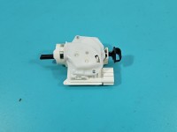 Siłownik klapki wlewu paliwa Mitsubishi Outlander III 12-