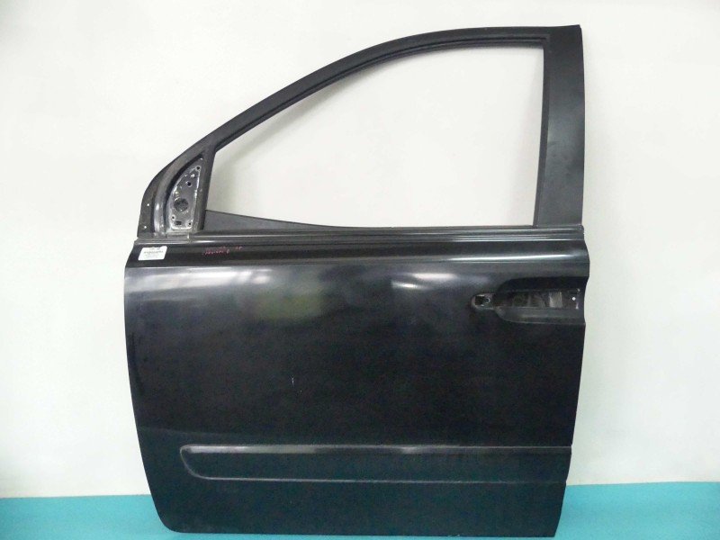 DRZWI PRZÓD LEWE KIEROWCY Kia Carnival II 05-14 5d czarny 9B