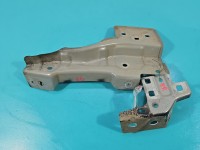 Mocowanie Europejska, błotnika przód prawego, 2el uchwyt 638E89657R Dacia Duster III 24-