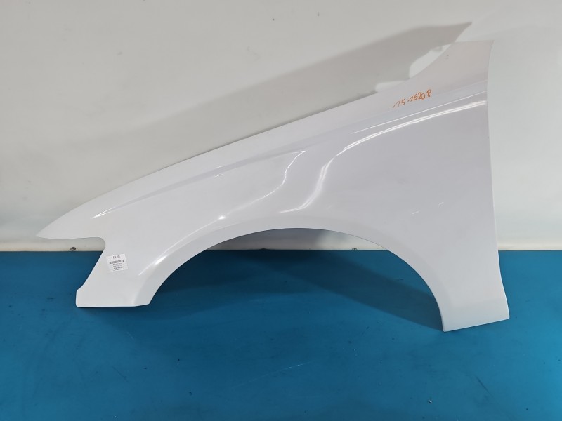 Błotnik przód lewy AUDI A6 C7 LY9C