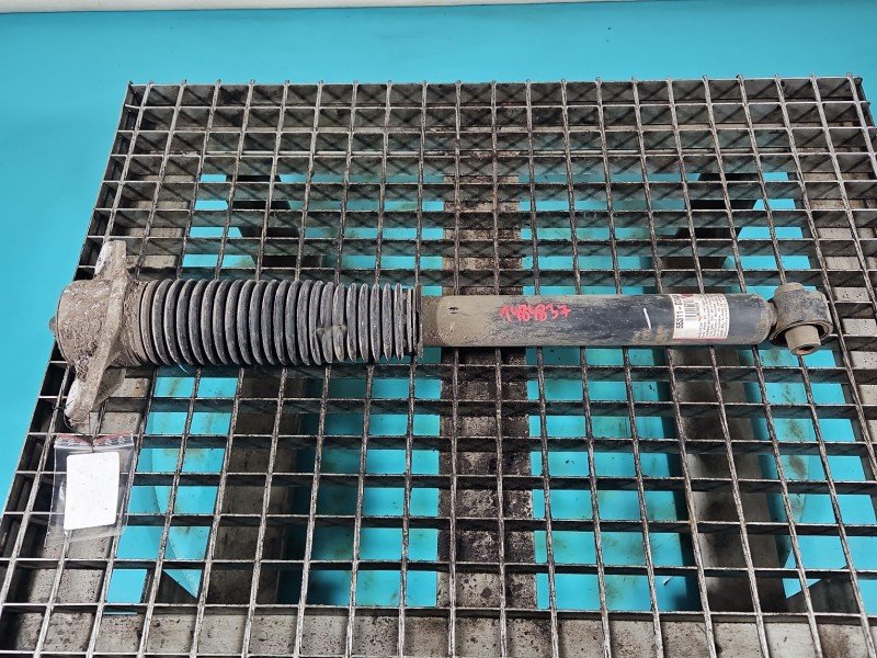 Amortyzator tył lewy Hyundai Tucson III 15-20 HB tylny Amortyzator tył lewy Hyundai Tucson III 15-20 HB tylny