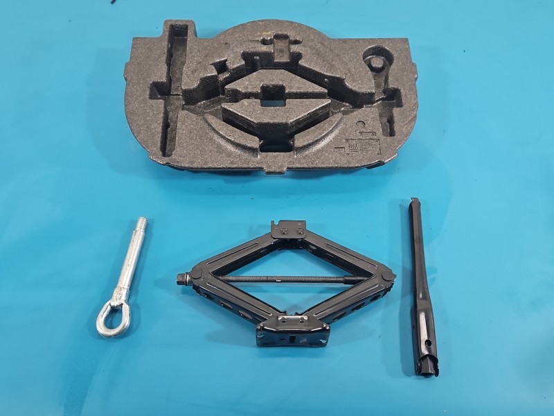 lewarek Podnośnik samochodowy trapezowy Opel Astra V K