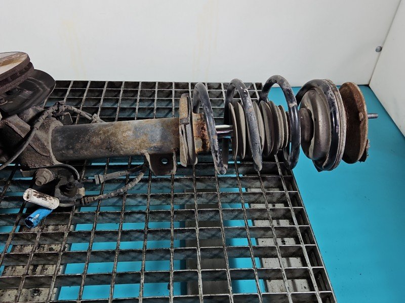 Amortyzator przód lewy przedni BMW X1 E84 Amortyzator przód lewy przedni BMW X1 E84