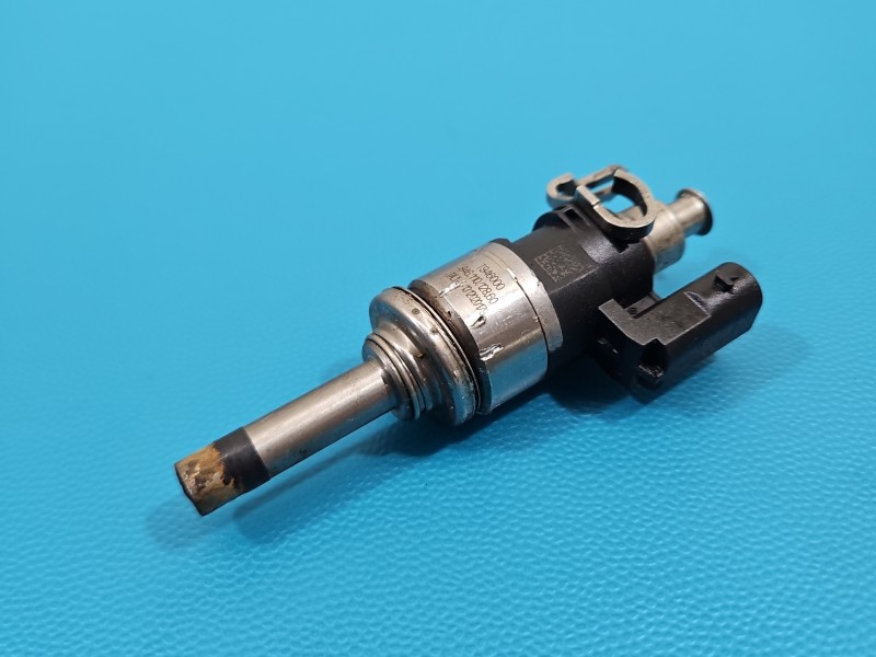 Wtryskiwacz Porsche Panamera I 970 94611012860 3.0 v6 (CWD)