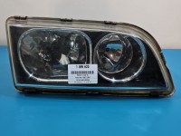 Reflektor prawy lampa przód Volvo V40 S40 I EUROPA 30899879