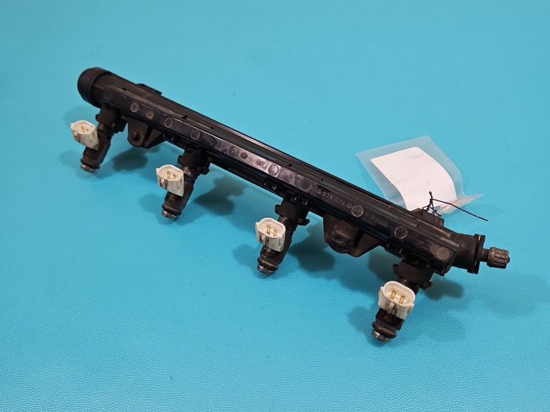 Wtryskiwacz Vw Polo V 6R 09- 1.4 16V (Cggb)