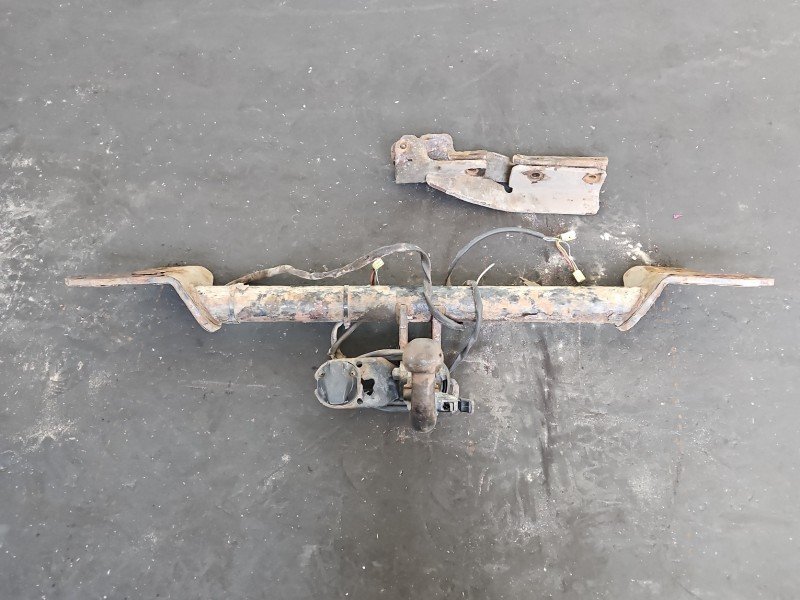 Hak holowniczy Suzuki Grand Vitara II Hak holowniczy Suzuki Grand Vitara II