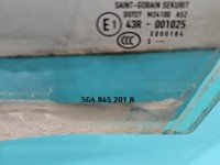 Szyba drzwi przód lewa Vw Golf VII kombi