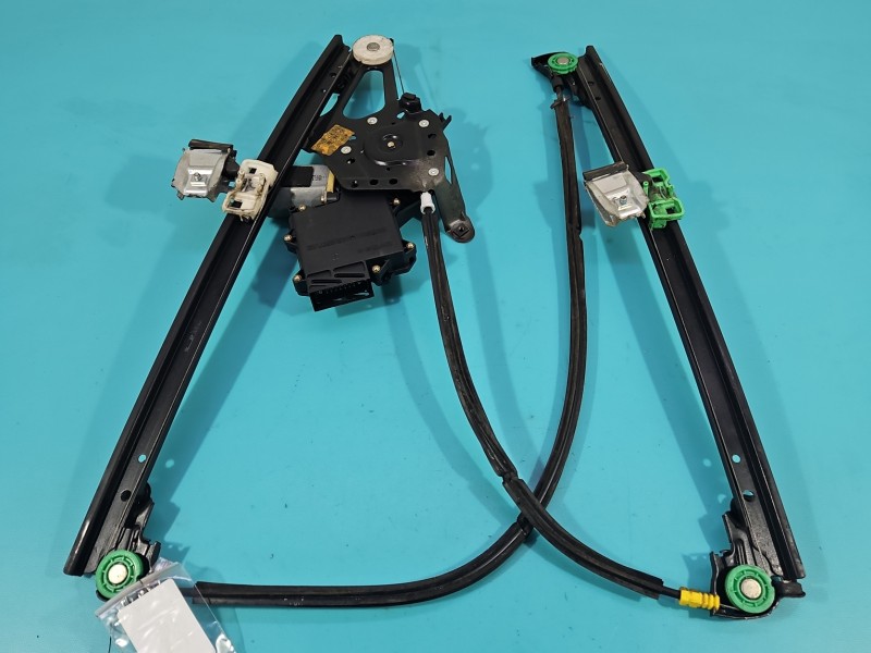 Podnośnik przód lewy Ford Galaxy Mk1 7M0837401P 5d HB