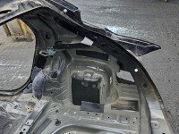 Błotnik tył prawy Infiniti Q30 czarny GAC ćwiartka