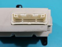 Konsola panel nawiewu Nissan Qashqai I J10 06-13 27500BR46A, 27500-BR46A