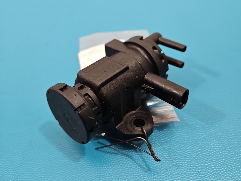 Zawór podciśnienia 8509323 BMW X6 E71 3.0d