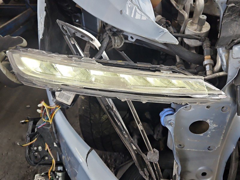 Światło jazdy dziennej prawe Citroen C4 Grand Picasso II 13-22 9676036480