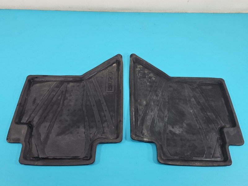 Dywaniki komplet Isuzu D-Max III 19- Dywaniki komplet Isuzu D-Max III 19-