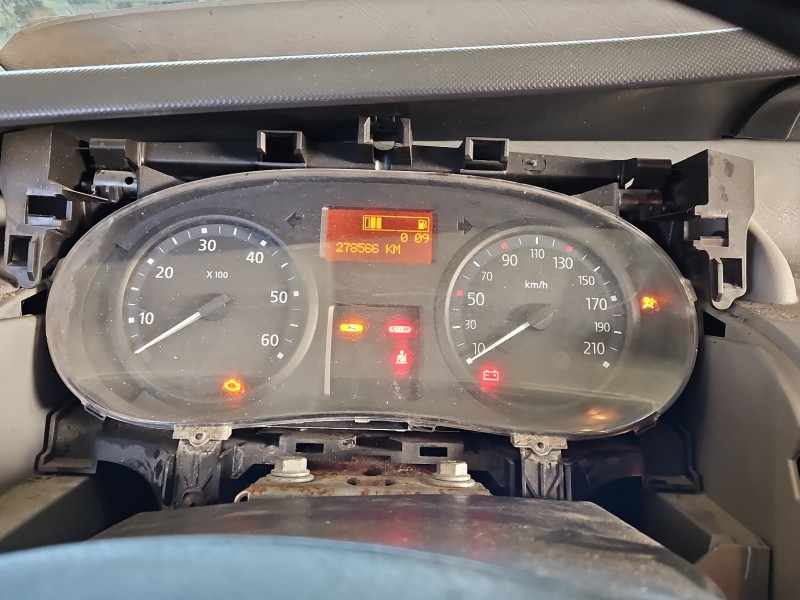 Licznik Renault Trafic II P8201297582F 2.0 dci EUROPA