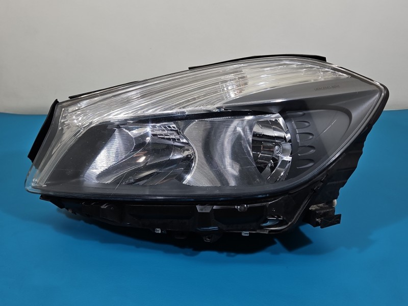 Reflektor lewy lampa przód MERCEDES W176 EUROPA