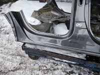 Próg prawy SŁUPEK ŚRODKOWY B Peugeot 2008 II 19- HB 5d szary EVL