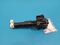 Spryskiwacz reflektora prawy Toyota Rav4 IV 70227