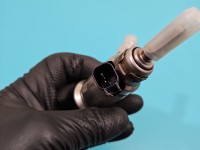 Wtryskiwacz Opel Astra VI L 9842811780 1.5 cdti