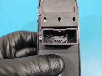 Przełącznik szyb Fiat Freemont 68139806AB Producent części: FIAT EU