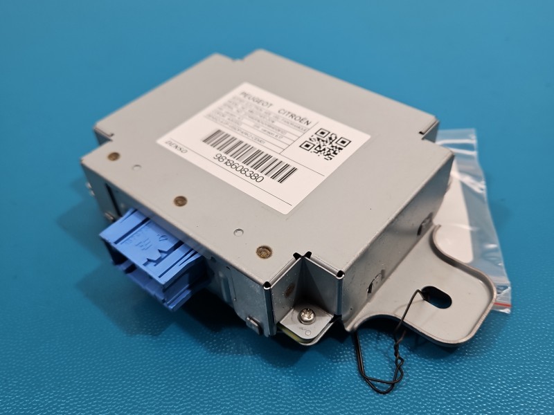 Sterownik moduł Producent części: OPEL, KAMERY Opel Grandland 9818608380, MB237400-2016