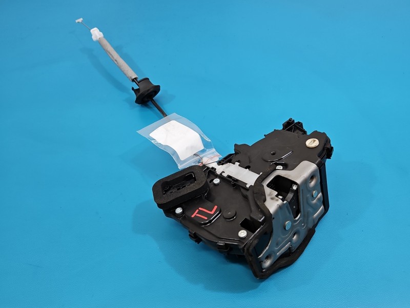 Zamek tył lewy 10A839015B Skoda Scala 2019- 5pin